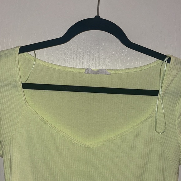 Neon yellow bodysuit size large - Picture 4 of 4